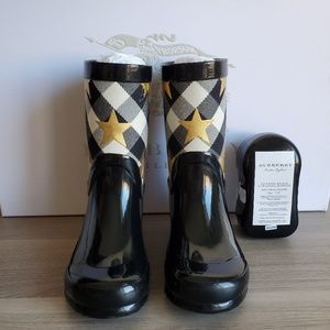 Burberry Toddler rain boots